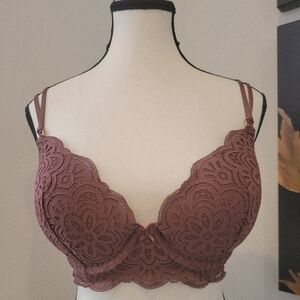 Elegant Lace Bralette in Burgundy